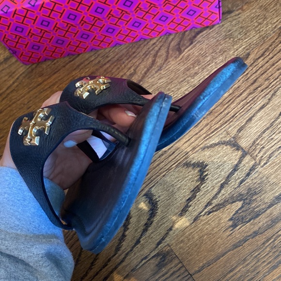 Tory Burch Sandals - Picture 6 of 8